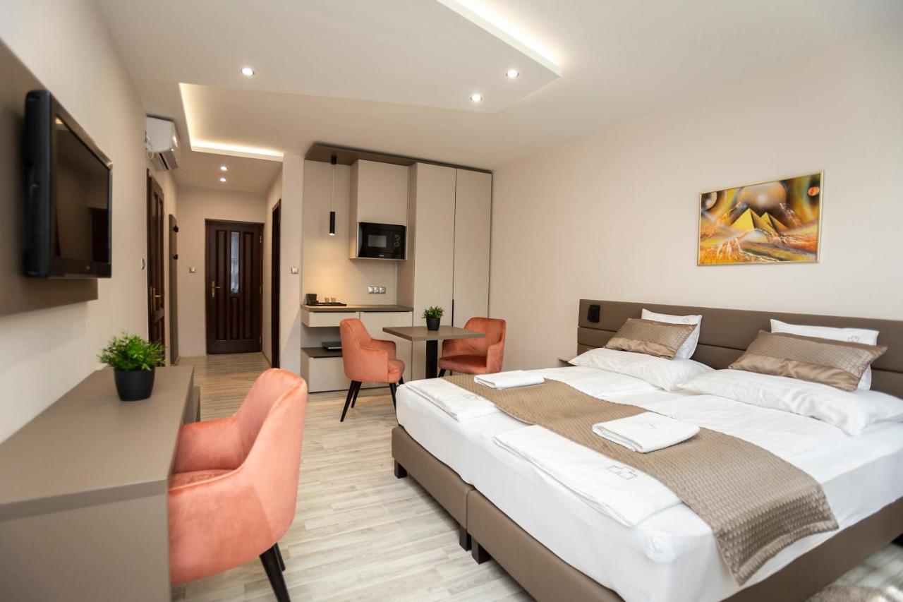 Vegvar Spa Apartman Дьюла Экстерьер фото