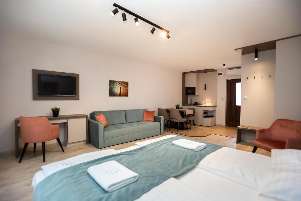 Vegvar Spa Apartman Дьюла Экстерьер фото