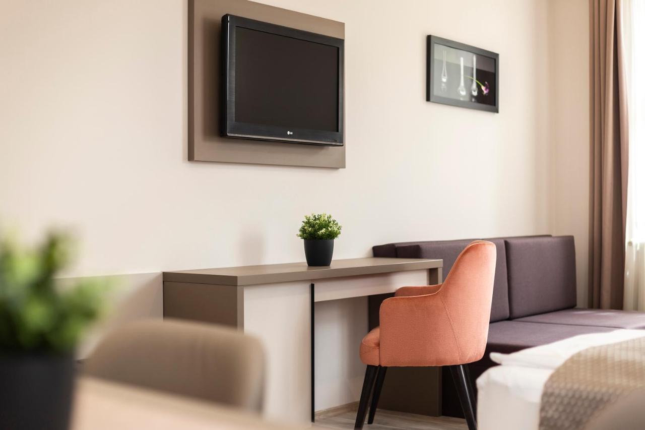 Vegvar Spa Apartman Дьюла Экстерьер фото