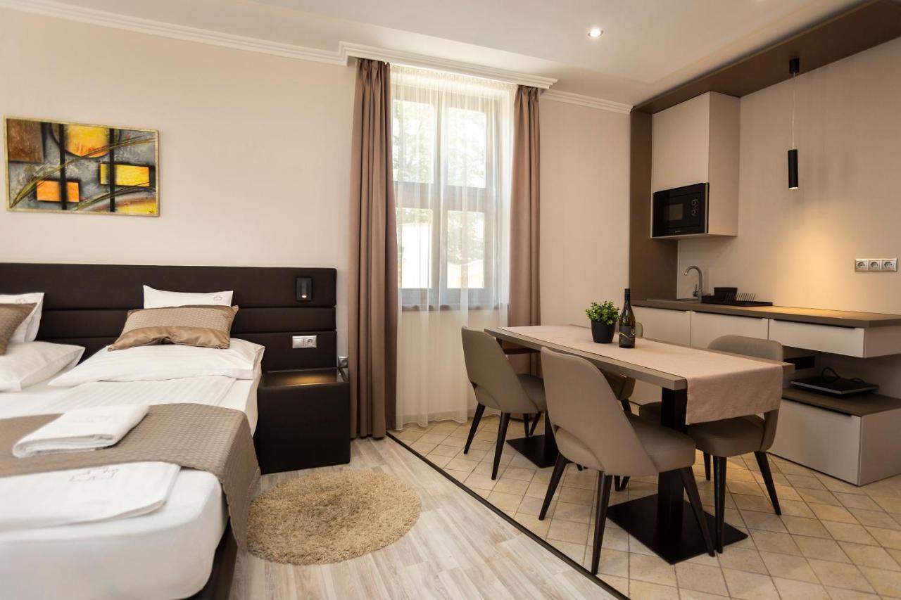 Vegvar Spa Apartman Дьюла Экстерьер фото