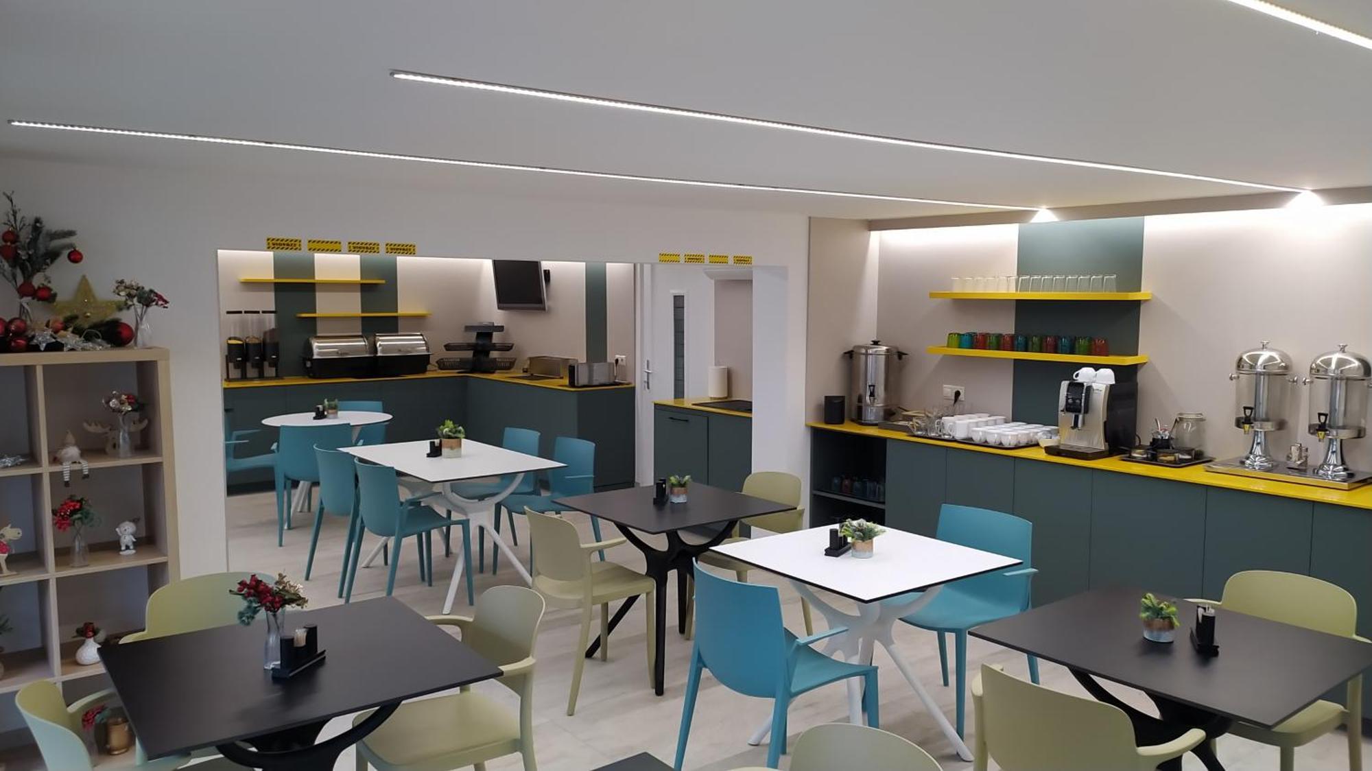 Vegvar Spa Apartman Дьюла Экстерьер фото